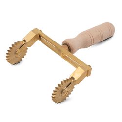 La Gondola Double Fluted Brass Roller Cutter